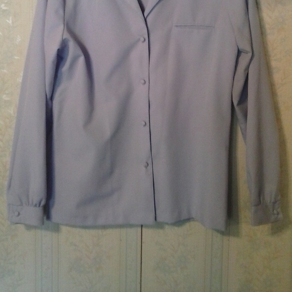 DC COLLECTIONS SILKY LAVENDER LONG SLEEVE BLOUSE - Picture 2 of 7